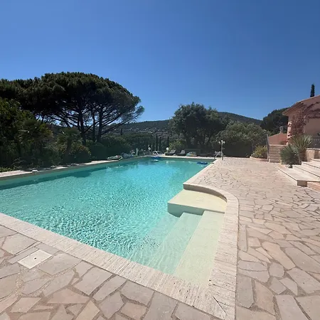 Vila Climatisee Avec Grande Piscine